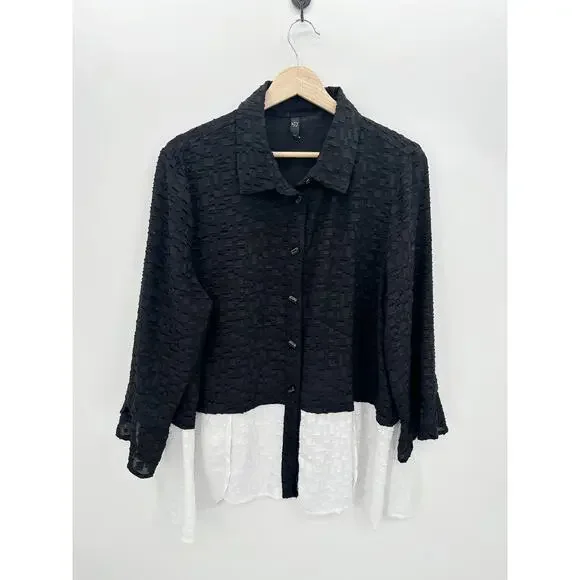 by JJ Black White Colorblock Button Down Blouse 3/4 Sleeve Textured Artsy Large - Picture 1 of 7